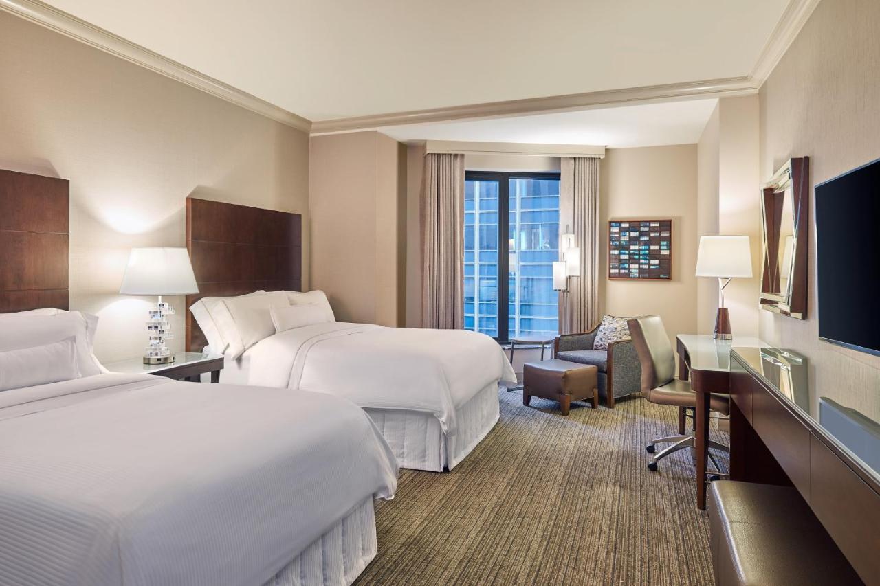 The Westin Chicago River North Exterior foto
