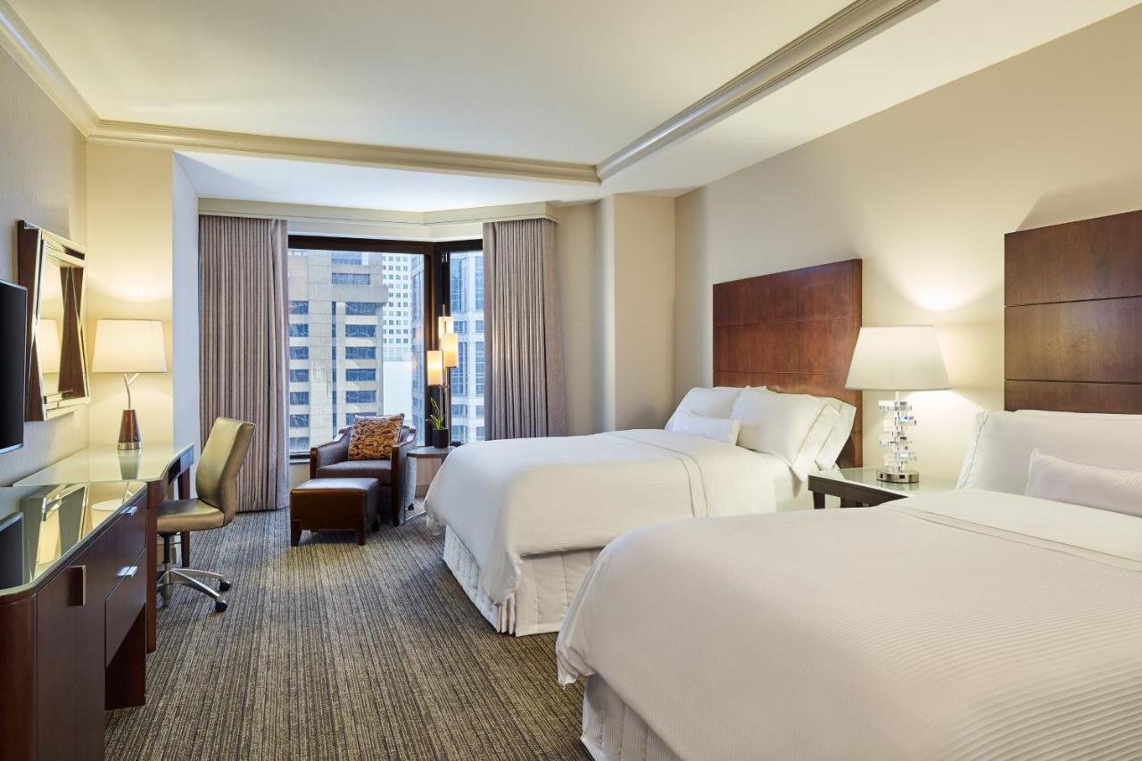 The Westin Chicago River North Exterior foto